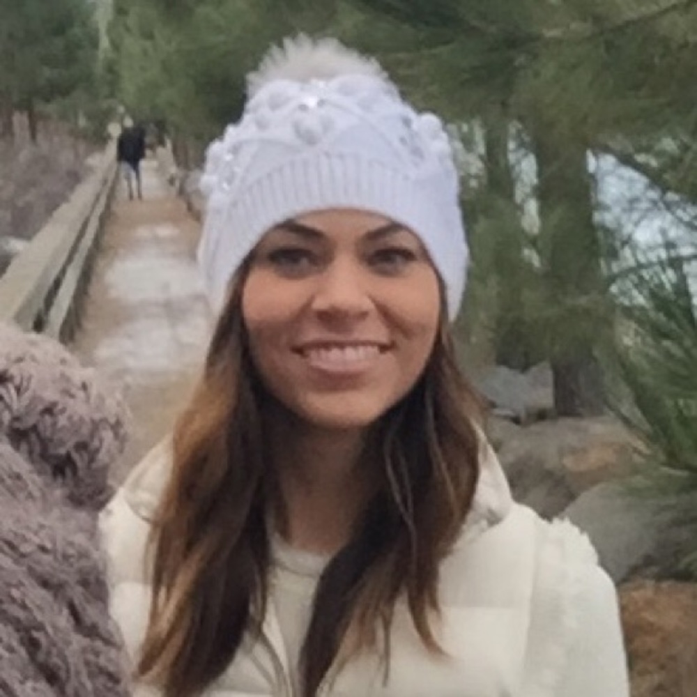 Meet your Posher, Jacqueline